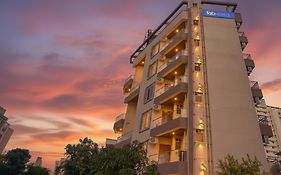 Fabhotel Falcon Executive - Pan Card Club Road